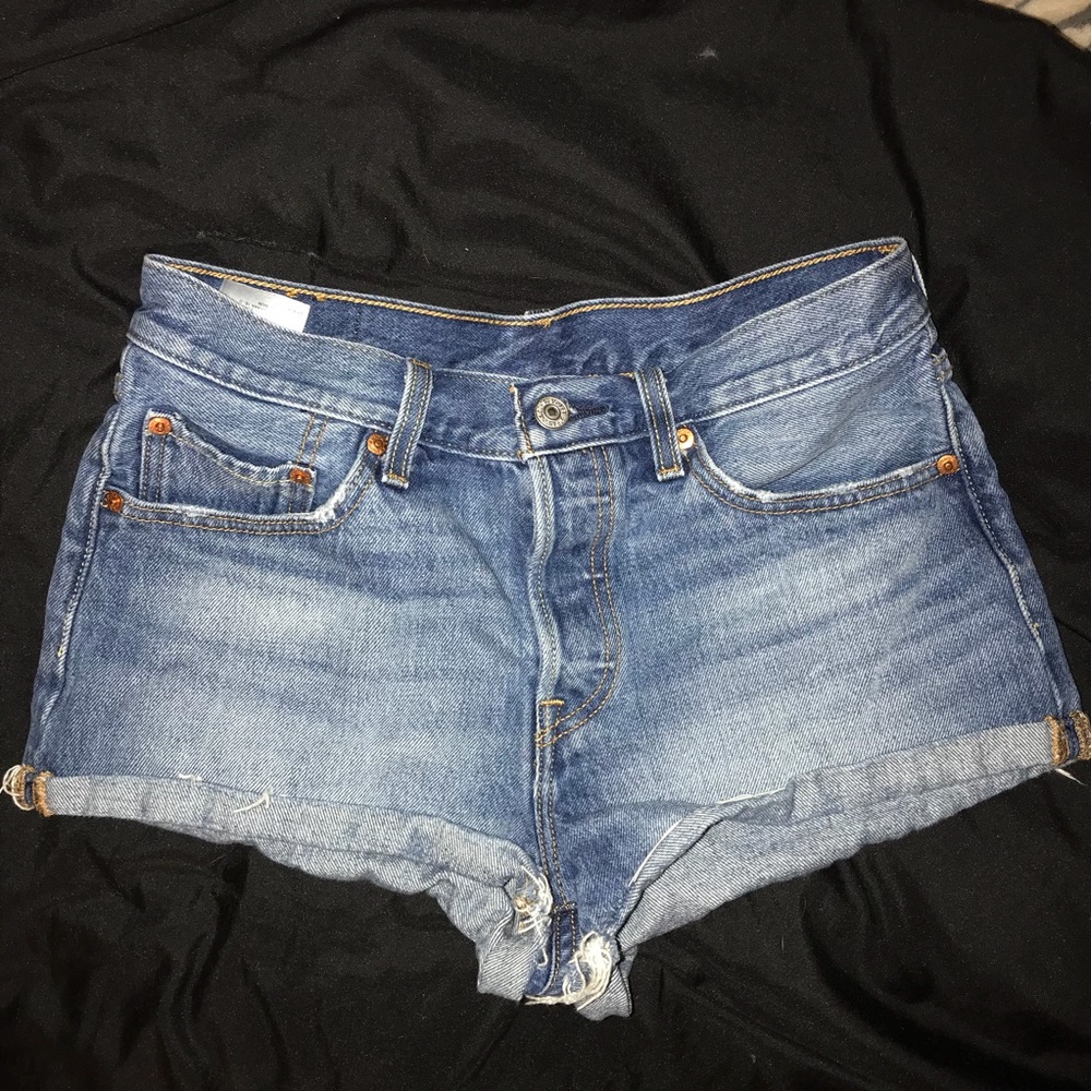 Levi’s denim shorts